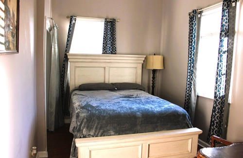 Saint Claude Cama Y Desayuno | 1 Bedroom Suite upstairs