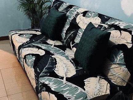 Barangay 76 Apartamento | 1 bedroom Urban resort w/ balcony & sunset view