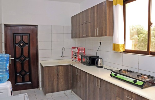 Ukunda Apartamento | 1 bedroom with free swimming pool,free parking and hotshower
