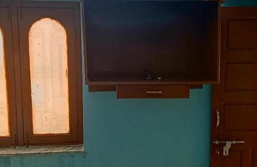 Begumpet Apartamento | 1 BHK House with AC fully operational kitchen with wifi