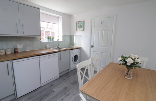 Howden Cabaña | 1 BISHOPGATE COURT, family friendly in Howden
