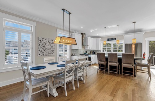 Ortley Beach Casa | 1 Block 2 Beach, Steps to Town, Linens/towels incl