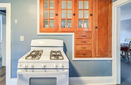 Adrian Casa | 1 Block to Downtown Adrian: Spacious Home!