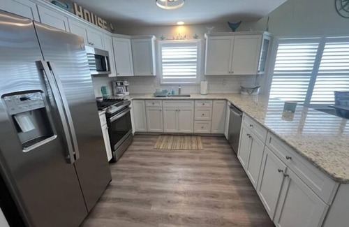 Sea Isle City Casa | 1 Block to Guarded Beach and Promenade