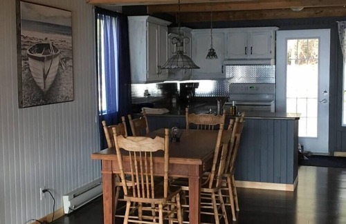 Alma Chalet De Esquí | 1-Bord du Lac-St-Jean/beach/kayaks CITQ: 306338
