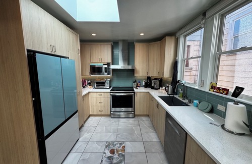Bayview Casa | 1 BR + 1 Bath in Quiet Bernal Heights with Living Room & Shared Kitchen