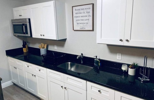 Historic Downtown Kissimmee Apartamento | 1 BR Apt close to Disney/Universal/Shopping/Dining