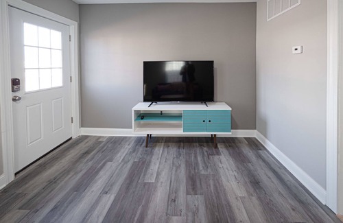 Evansville Casa | 1 BR at E Tennessee St.