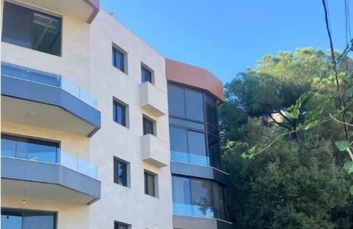 Beirut Apartamento | 1-BR Broumana Refuge - 24/7 Power