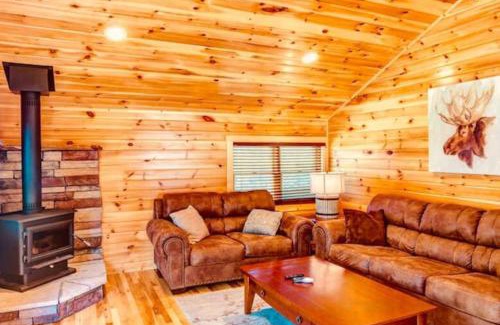 Banner Elk Casa | 1 BR Cabin at Lodges at Eagles Nest - Gated Community
