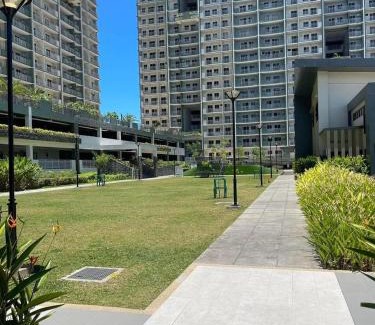 Davao Apartamento | 1 BR Condo with balcony in Verdon Parc Trevans Building