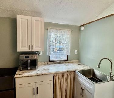 Woodbine Chalet De Esquí | 1 BR Corbin Cottage - Corbin Arena - Laurel Lake