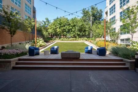 Central West End Apartamento | 1 BR Loft Near Central West End Walk to BJC