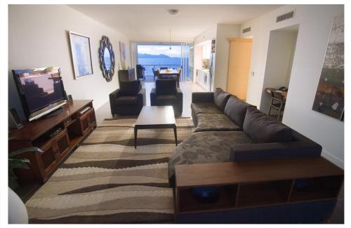 Nelly Bay Apartamento | 1 Bright Point Apartment 5201
