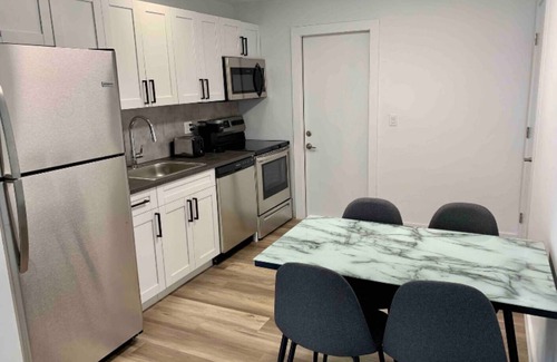 Harbordale Apartamento | #1 - Centrally Located!