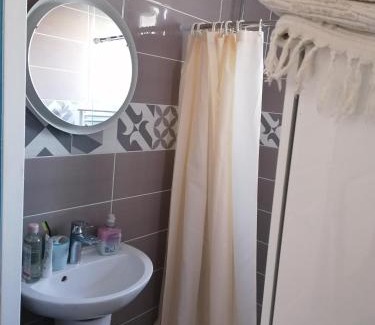 Quincy-Voisins Casa | 1 Chambre pour 2 personnes "Chez l'habitant" maison possède un petit chien