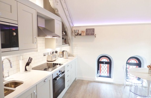 Chester Cabaña | 1 Chapel Place