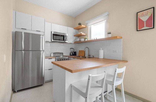 Miramar Apartamento | #1 - Charming Spanish Colonial Apartment - Miramar