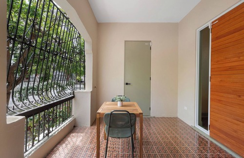 Miramar Apartamento | #1 - Charming Spanish Colonial Apartment - Miramar