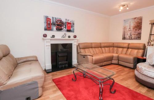 Beverley Casa | 1 Cockerill Fold
