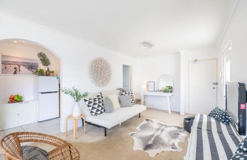 Soldiers Point Apartamento | 1 Costa Smerelda, 16 Soldiers Point Rd - filtered water views