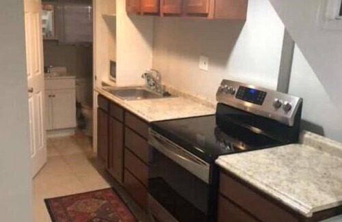 Petworth Apartamento | 1 Delightful NW DC Studio Apt with Private Parking