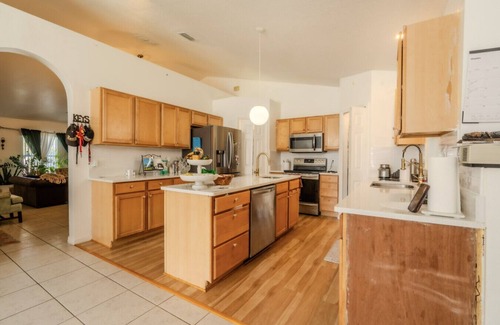 Plymouth Apartamento | 1 Flint and Kingscrest, LLC - Apopka