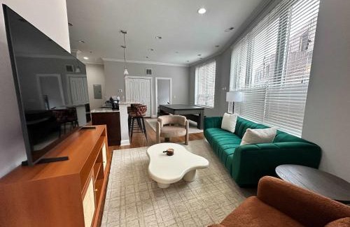 River West Apartamento | 1 Garage Parking Pool Table Up To 1Gb Wifi Speed
