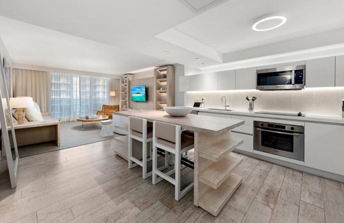 South Beach Complejo | 1 Homes Vacation Rentals by LMC