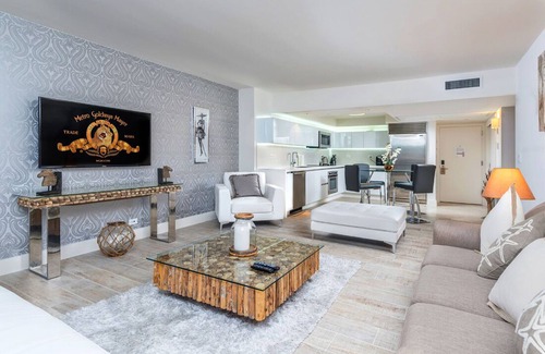 South Beach Complejo | 1 Homes Vacation Rentals by LMC
