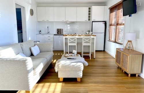 Terrigal Casa | 1 Hour from Sydney 500 meters to Terrigal beach, restaurants and night life.