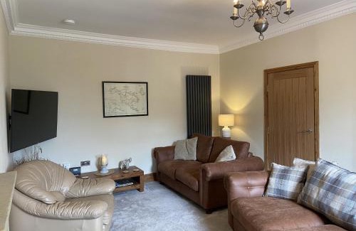 Bo'ness Casa | 1 Inveravon Cottage