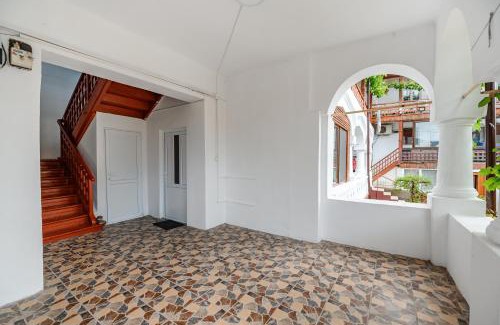 Calimanesti Casa | 1 Mai