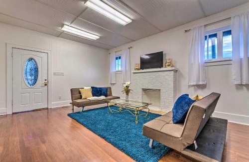 Hot Springs Casa | 1 Mi to Bathhouse Row Bright Hot Springs Home!