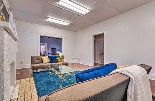 Hot Springs Casa | 1 Mi to Bathhouse Row Bright Hot Springs Home!