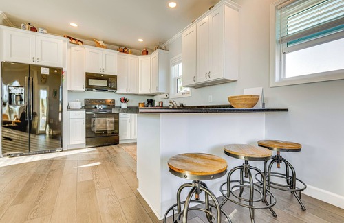 Truckland Casa | 1 Mi to Beach Access: Home w/ Porch in Fort Myers!