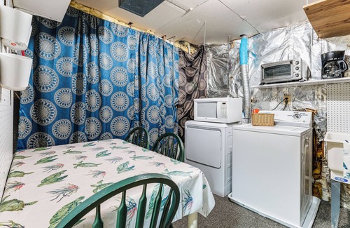 Croom Apartamento | 1 Mi to Boardwalk: Convenient North Beach Apt!