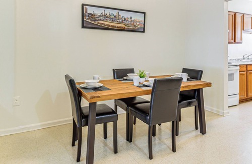 Downtown Baltimore Apartamento | 1 Mi to Druid Hill Park: Quaint Baltimore Apt