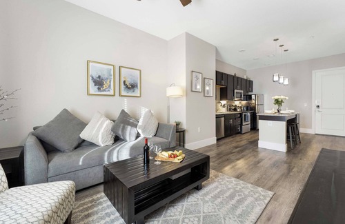 Golden Condominio | 1 Mi to Dtwn: Cozy Retreat in Golden, CO!