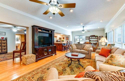Hudson Casa | 1 Mi to Dtwn Home with Fire Pit and Deck in Hudson!