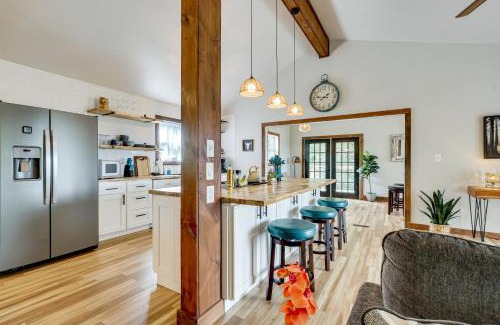Loudon Casa | 1 Mi to Dtwn Loudon Spacious River-View Home