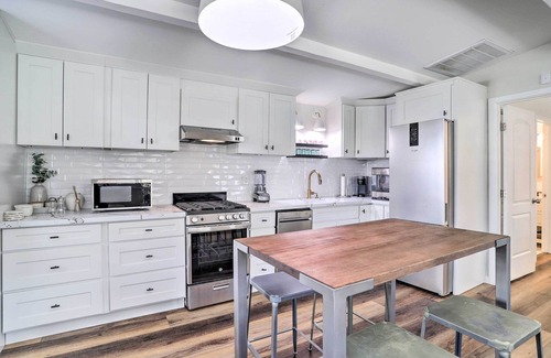 Palm Desert Cabaña | < 1 Mi to El Paseo: Cottage Oasis w/ Fire Pit