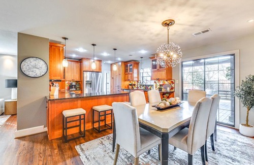 McKinney Casa | 1 Mi to Historic Dtwn McKinney Home with Hot Tub!