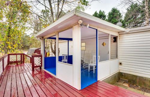 Clarkdale Casa | 1 Mi to Lake Allatoona Family Home on Farm!