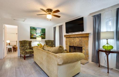 Clarkdale Casa | 1 Mi to Lake Allatoona Family Home on Farm!