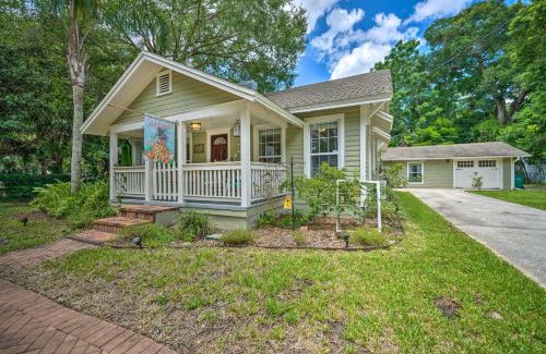 Mount Dora Casa | 1 Mi to Lake Dora Cottage with Shared Yard and Patio!