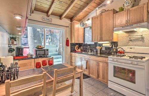 Crestline Casa | 1 Mi to Lake Gregory Boho Crestline Cabin