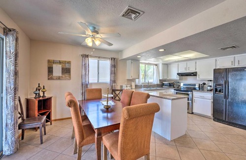 Lake Havasu City Casa | 1 Mi to Lake Havasu Home with Pool