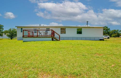 Kingston Casa | 1 Mi to Lake Texoma Peaceful Kingston Getaway