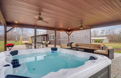 Licking Casa | 1 Mi to Montauk State Park: Missouri Nature Escape